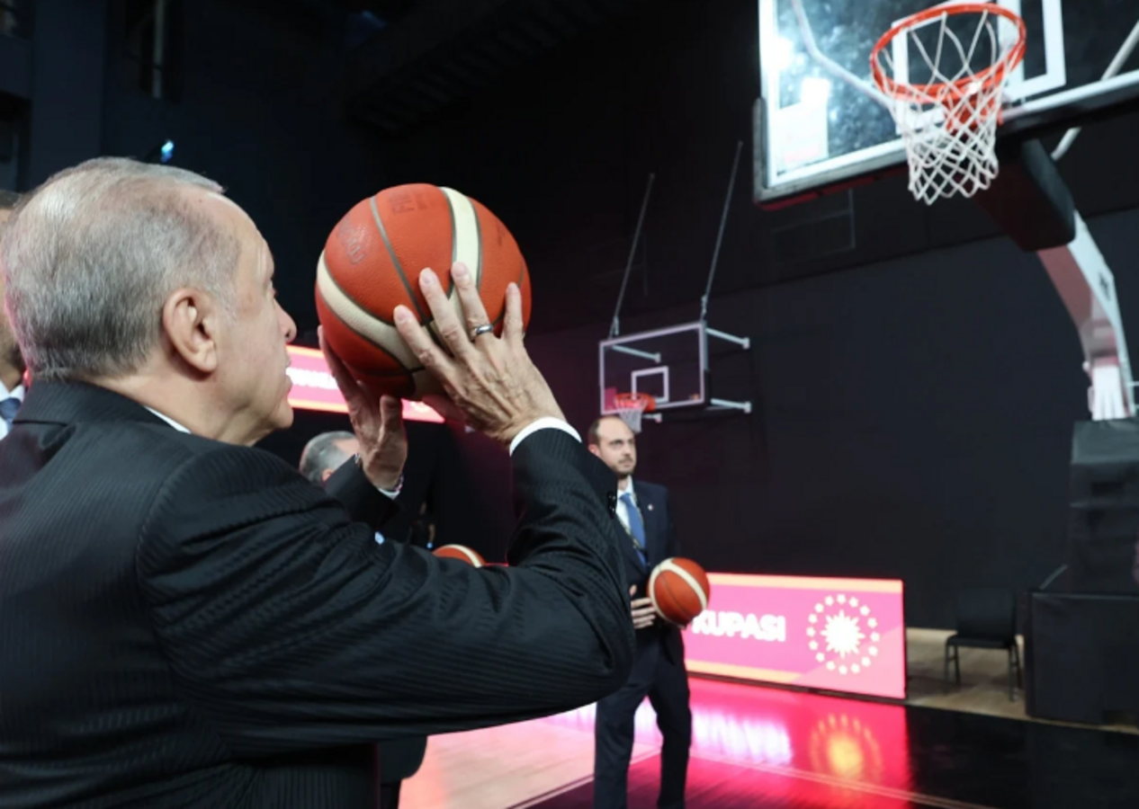 Basketbol Gelişim Merkezi’nde ilk basket, Cumhurbaşkanı Recep Tayyip Erdoğan'dan!