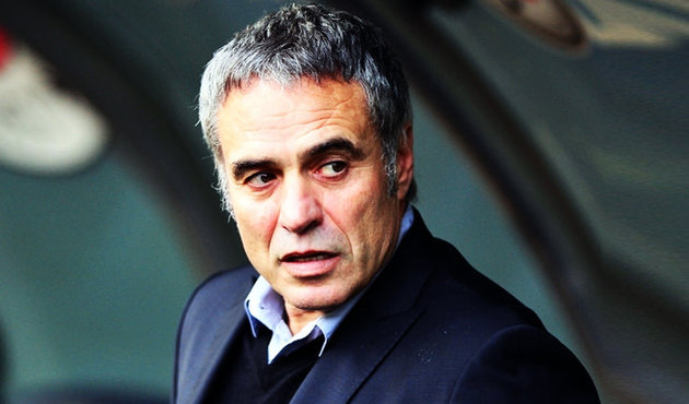Ersun Yanal'a kendi kulübünden sansür!
