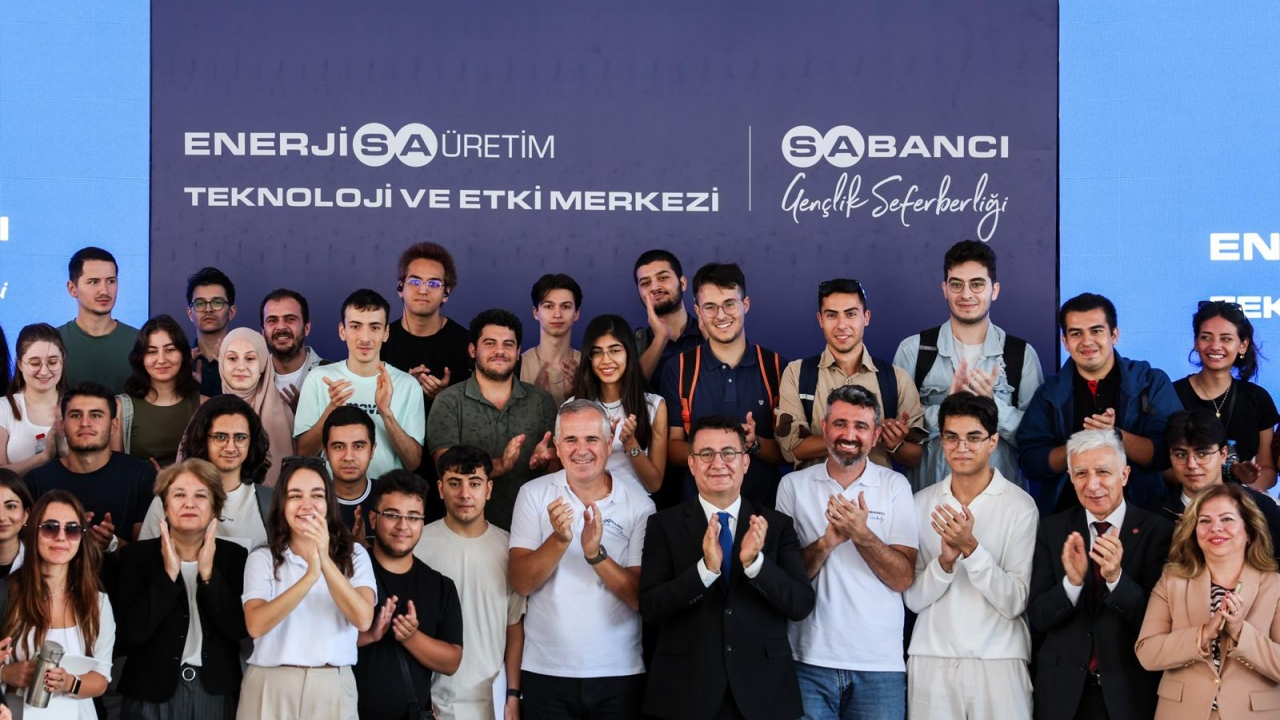 Sabancı Topluluğu teknoloji seferberliğinde ilk adımı İzmir’de attı