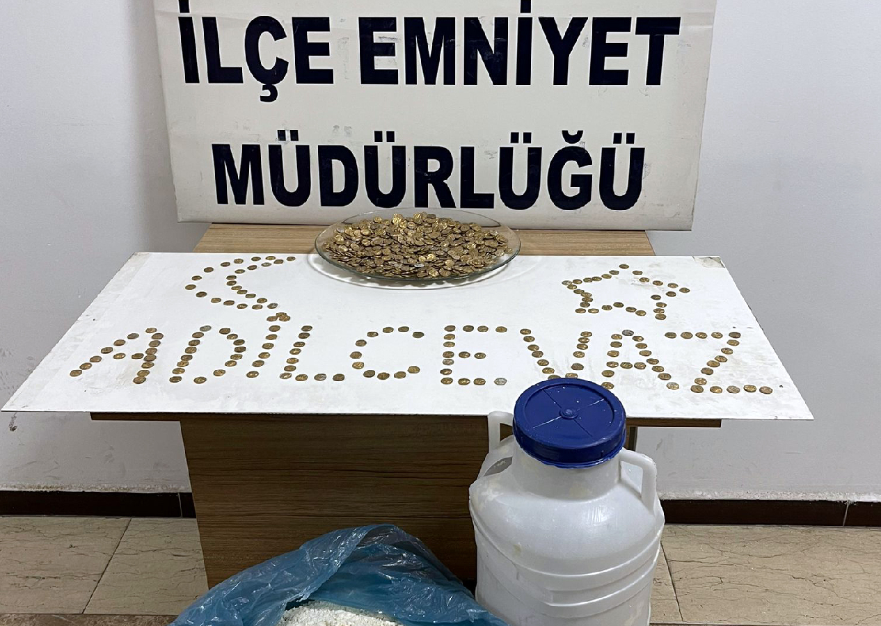 Tarihi eser kaçakçıları Helenistik Dönem'e ait 900 adet altın sikkeyi peynir bidonuna zulaladı
