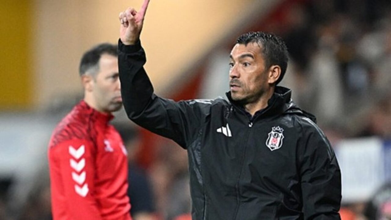 Giovanni van Bronckhorst'tan dikkat çeken açıklama: Başarının yolu...
