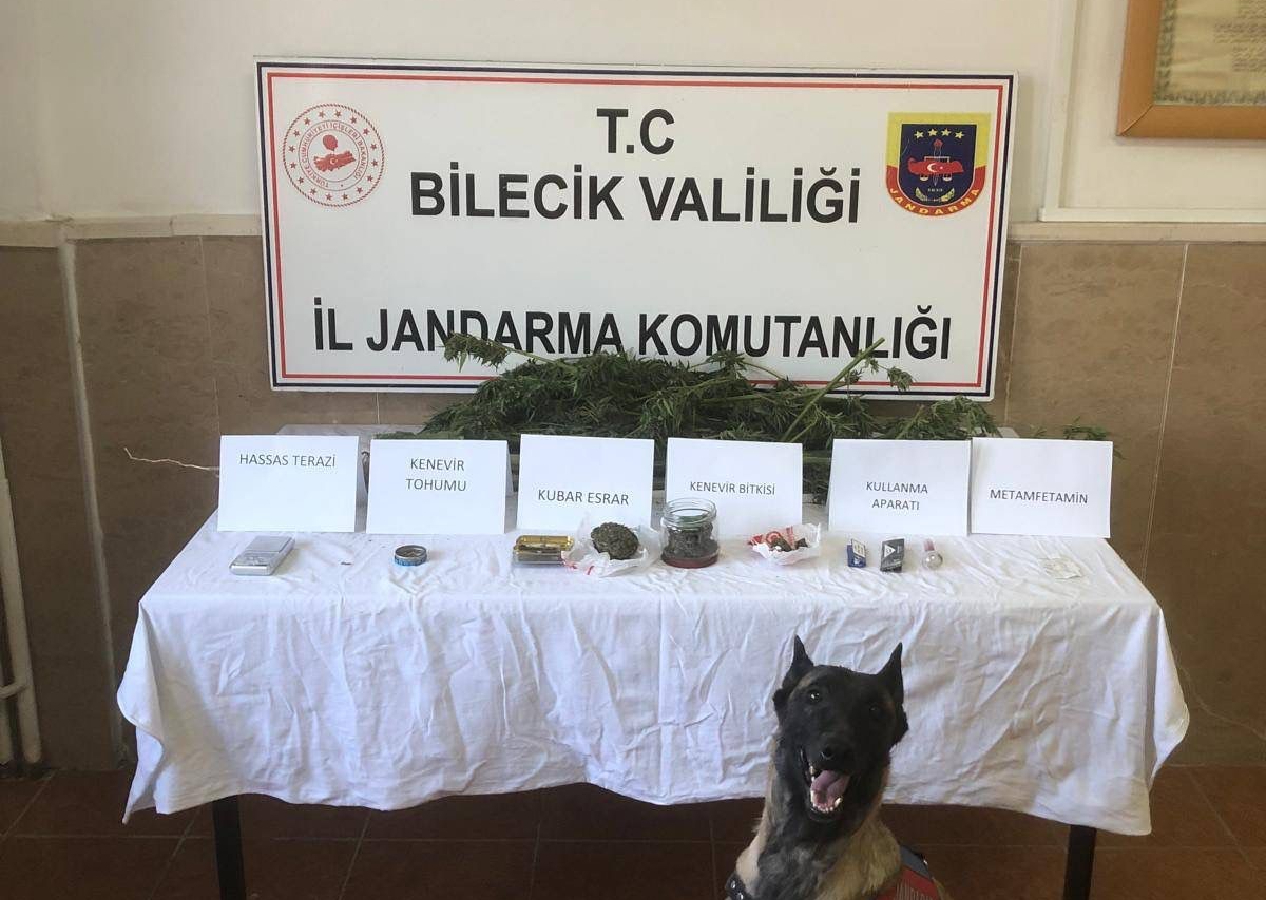 CHP'li belde başkanı uyuşturucu çiftliği kurmuş! Jandarma suçüstü yakaladı