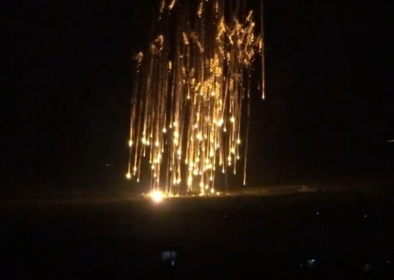 İsrail, Lübnan'ı yasaklı bomba ile vuruyor: Ülkenin güneyi ateş aldı!