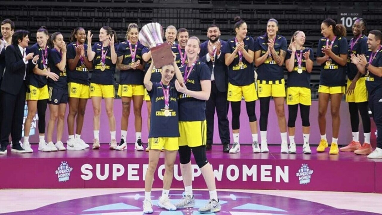 Fenerbahçe ezeli rakibini devirdi, Avrupa'nın en büyüğü 'benim' dedi! Fenerbahçe Opet 79 - 63 Beşiktaş | Maçın özeti