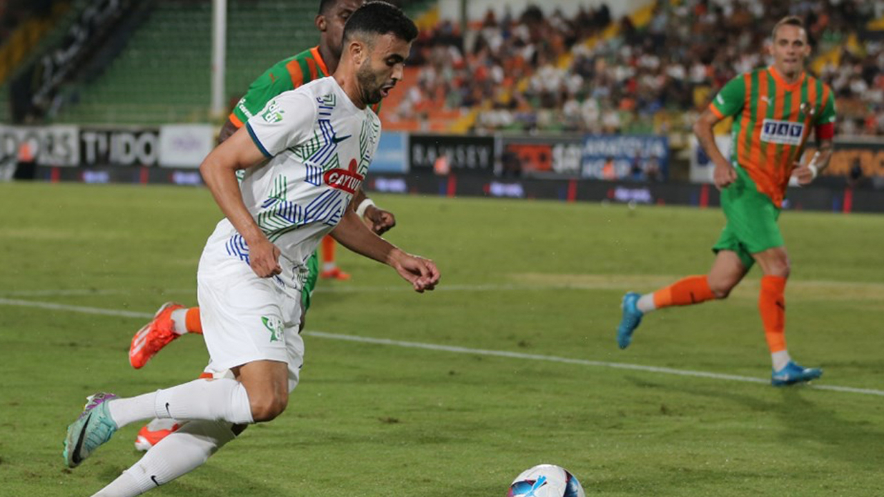 Çaykur Rizespor'a Rachid Ghezzal'dan kötü haber: 1 ay sahalardan uzak kalacak