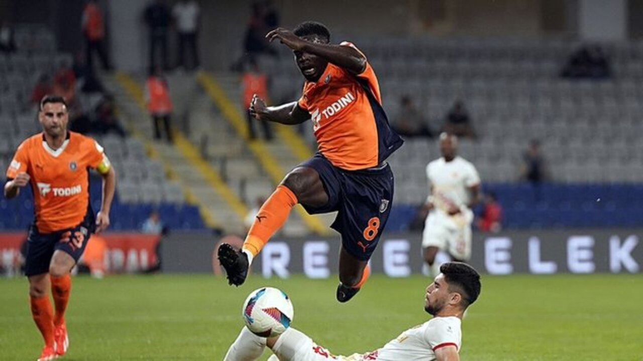 Başakşehir'de 2 gol çıktı, puanlar paylaşıldı! Başakşehir 1 - 1 Kayserispor | Maçın özeti