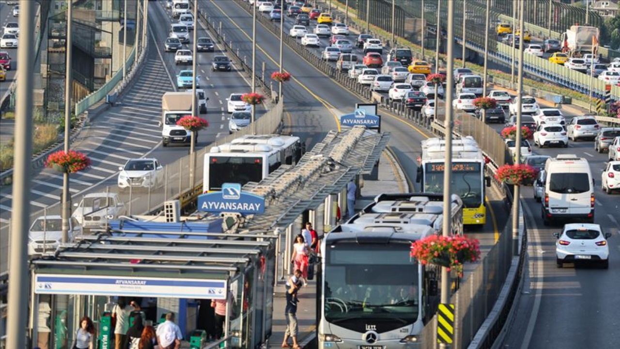 İstanbul'da toplu taşıma bugün ücretsiz