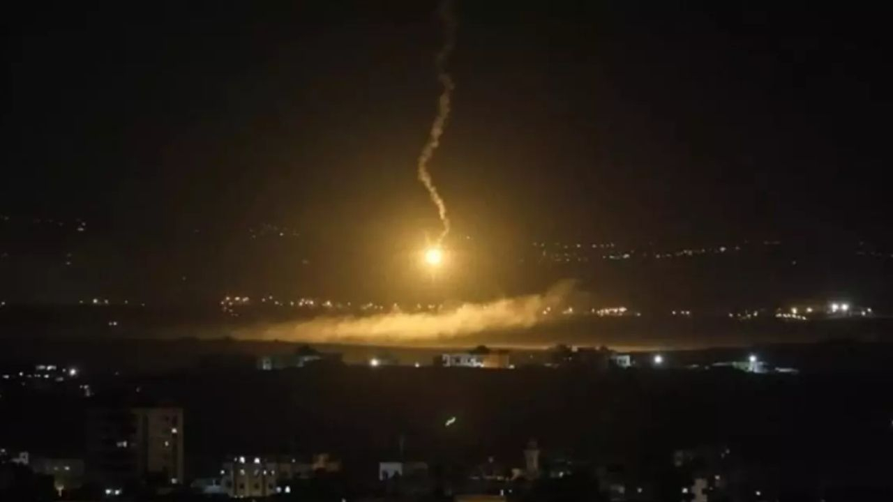 İsrail'in Suriye'nin Humus iline saldırı düzenlediği iddia edildi