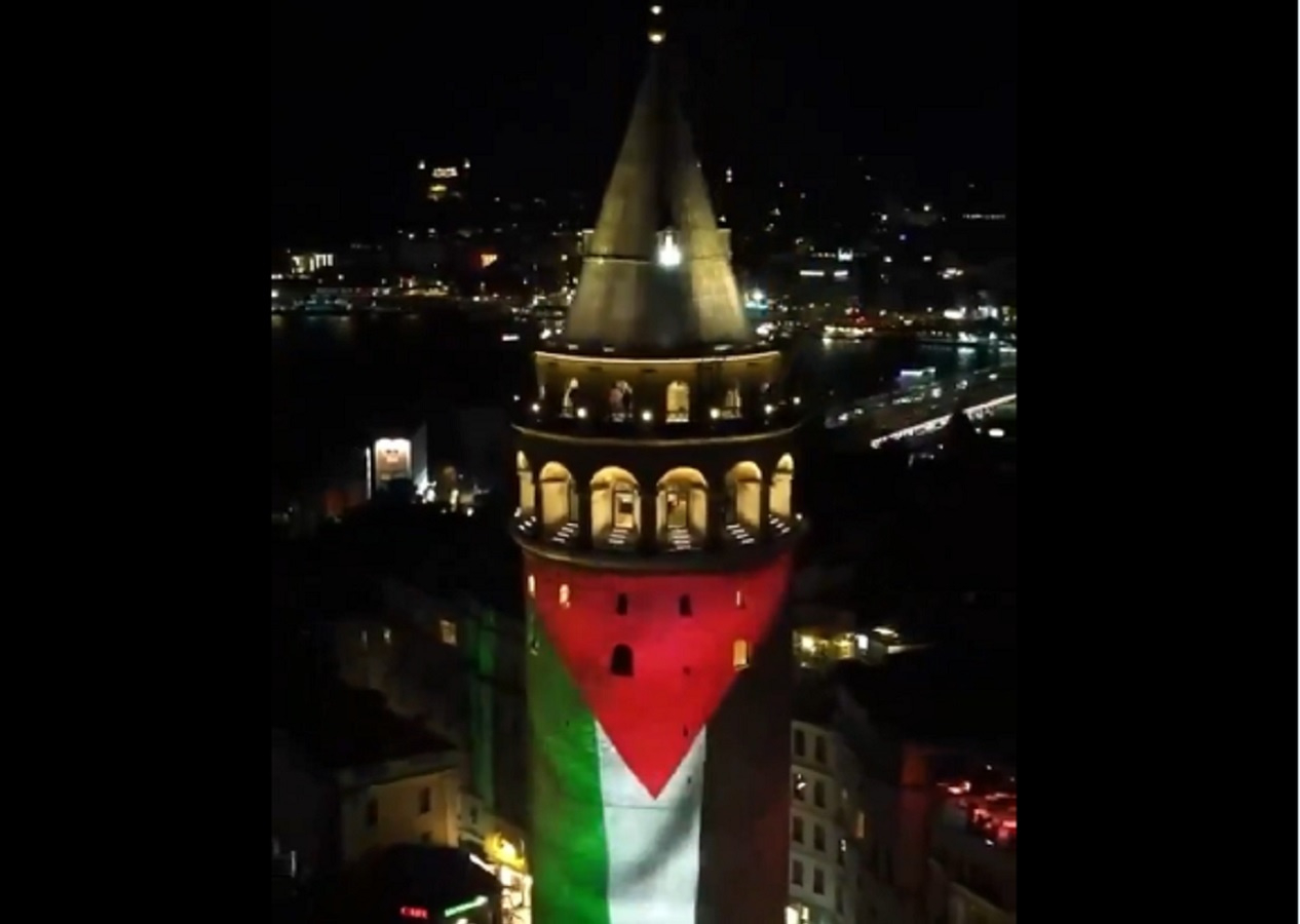 Galata Kulesi'ne yansıtılan Filistin Bayrağı: Kültür ve Turizm Bakanlığı'ndan net duruş!