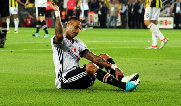 Beşiktaş, derbide ağır yara aldı!