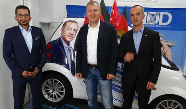 AD-D seçim otomobilini Cumhurbaşkanı Erdoğan'a hediye edecek