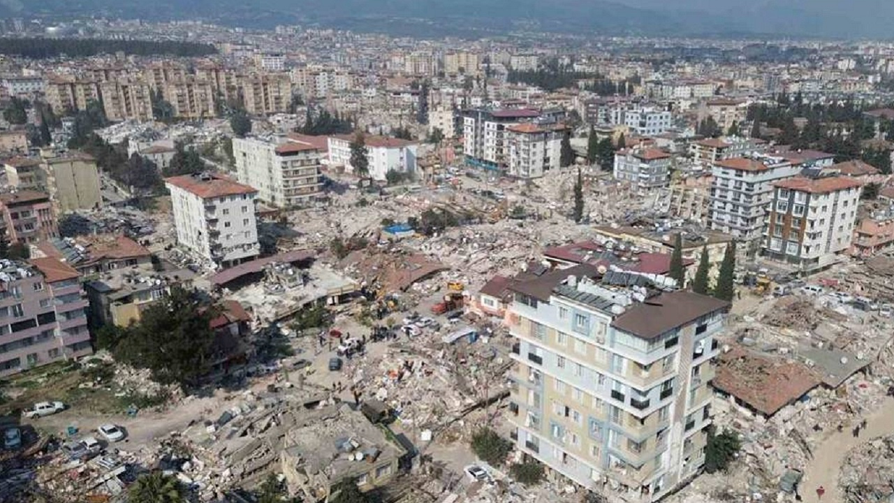 Meteoroloji 11 Ekim 2024 deprem bölgesi hava durumu raporunu yayınladı! İşte 11 ilde hava sıcaklıkları...