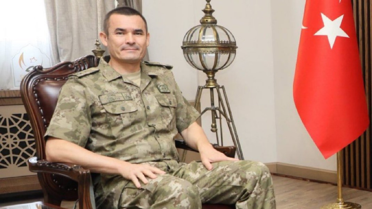 “Makam aracıyla insan kaçakçılığı” skandalı! Tuğgeneral Bilal Çokay'ın rütbesi geri alındı!