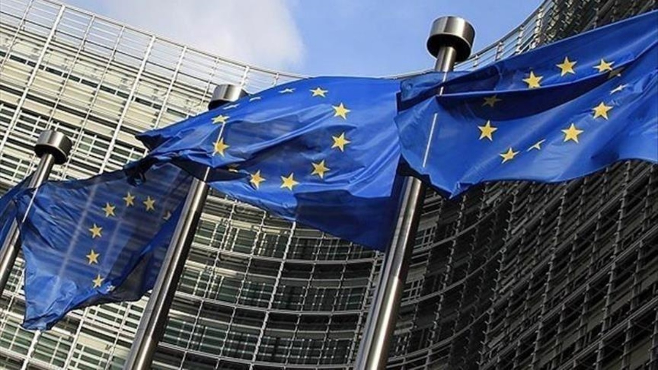 AB'de geçen yıl yaklaşık 11 euroluk hatalı harcama yapıldığı tespit edildi