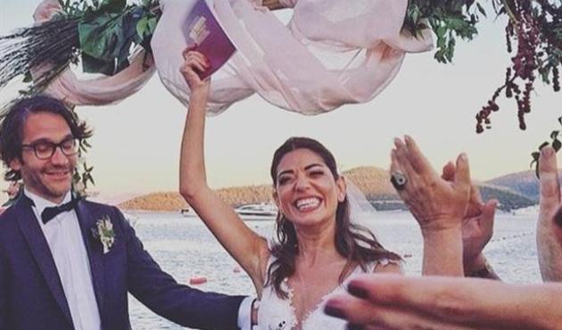 Ceren Moray Fransız sevgilisi ile evlendi!