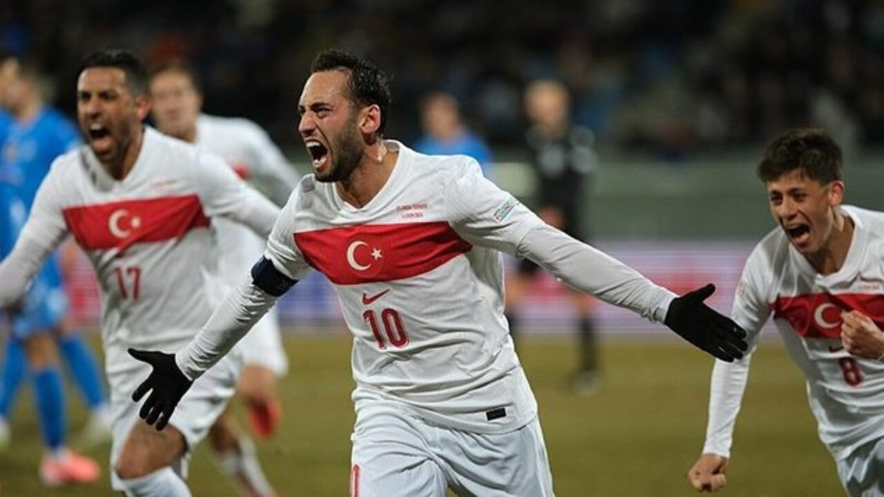 Hakan Çalhanoğlu'dan itiraf gibi açıklama: Aklım hala penaltıda!