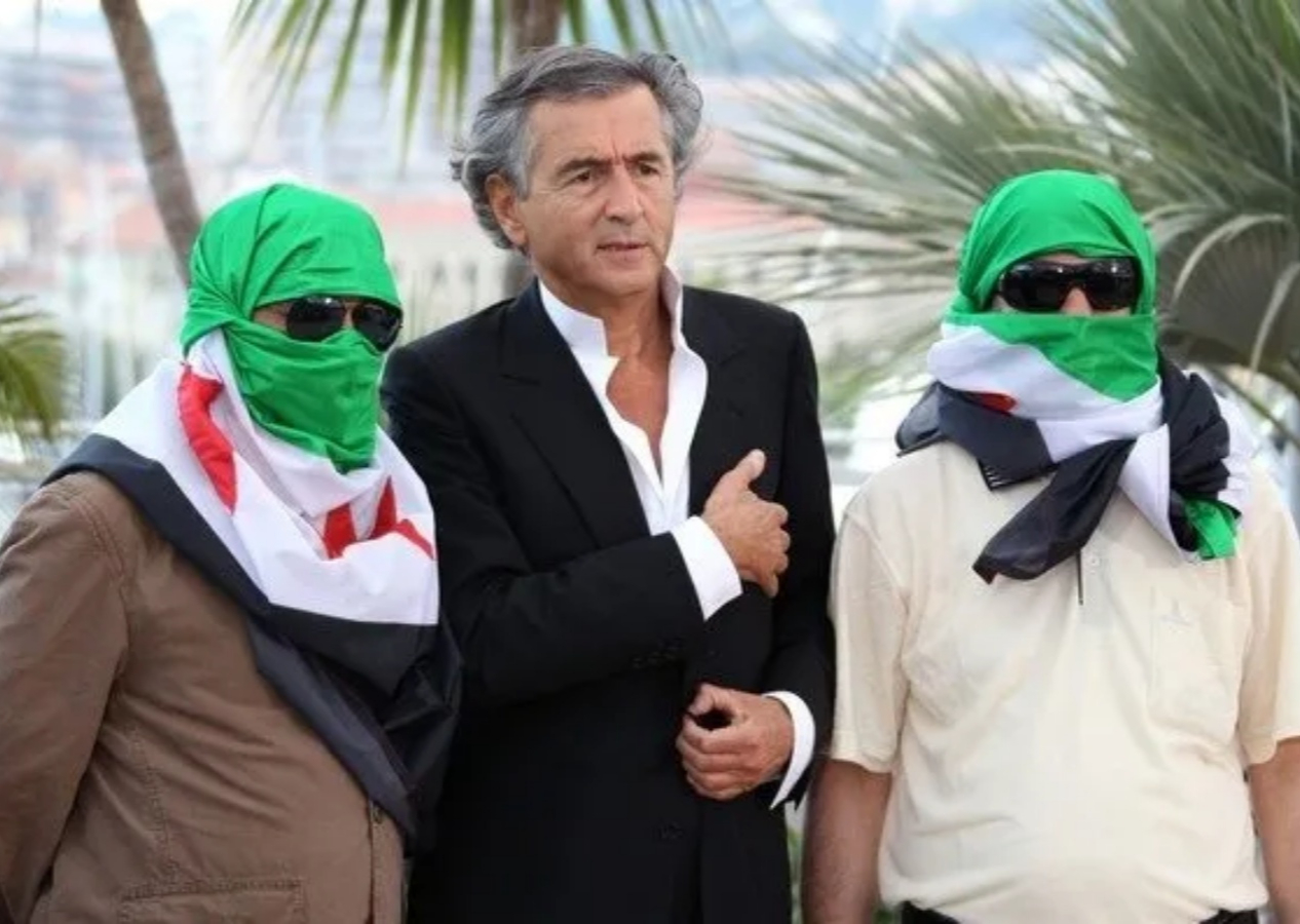 Terör örgütü PYD/YPG'nin dostu Fransız gazeteci Bernard Levy: Batı, Türkiye ve İran'ın oluşturduğu cephe tarafından saldırı altında!