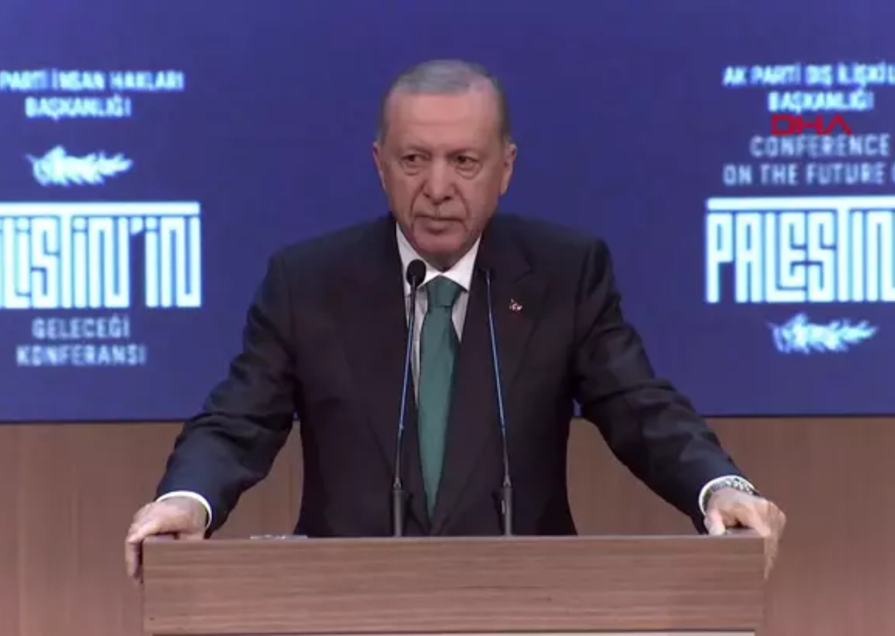 Cumhurbaşkanı Erdoğan: Bütün kalemlerde İsrail'le ticari ilişkileri durdurduk, 9.5 milyar dolarlık ticaret hacminden sarfı nazar ettik