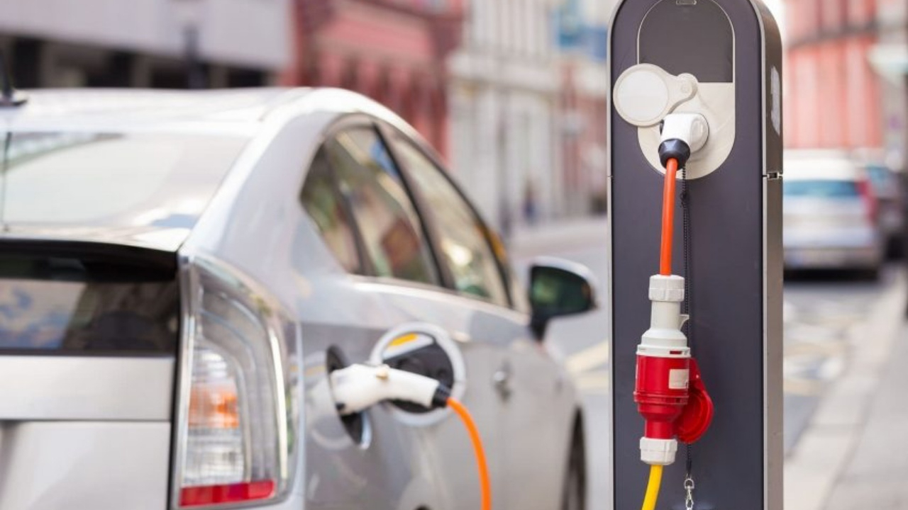 1.7 milyona ulaştı! Dünyadaki elektrikli araç satışlarında rekor