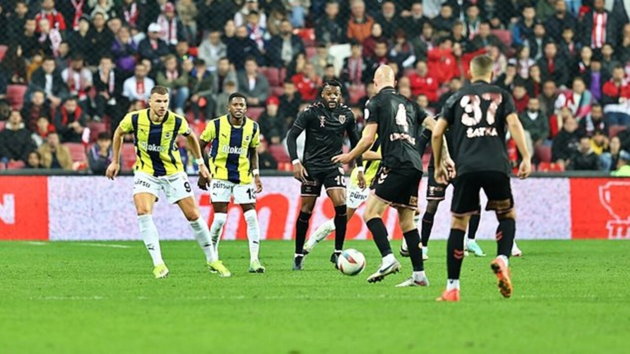 Fenerbahçe son bölümde yıkıldı, Samsun'da 2 puan bıraktı! Samsunspor 2 - 2 Fenerbahçe | Maçın özeti