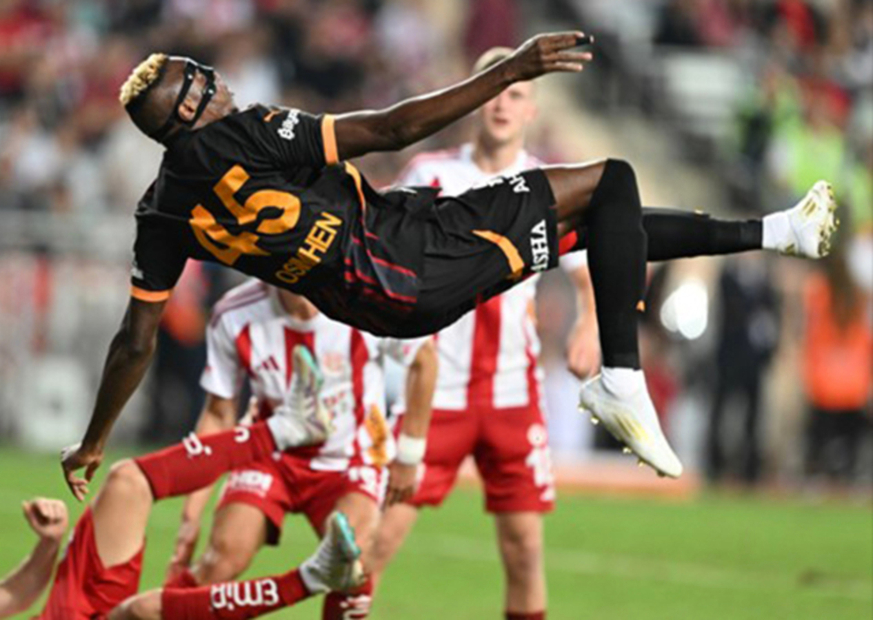 Victor Osimhen'den ağızları açık bırakan gol: Puskas Ödülü'ne aday olabilir!