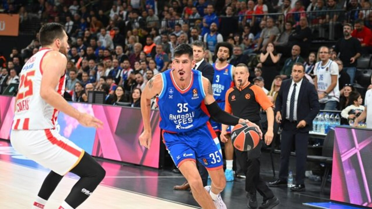 Shane Larkin şov yaptı, Anadolu Efes Olympiakos'u son çeyrekte yıktı! Anadolu Efes 91 - 89 Olympiakos | Maçın özeti