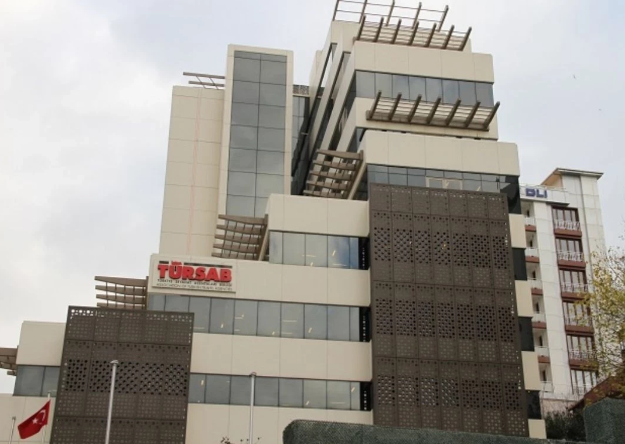 TÜRSAB Bakanlığa rest çekti; 81 ilde turizm araçlarının denetlenmesini durdurdular