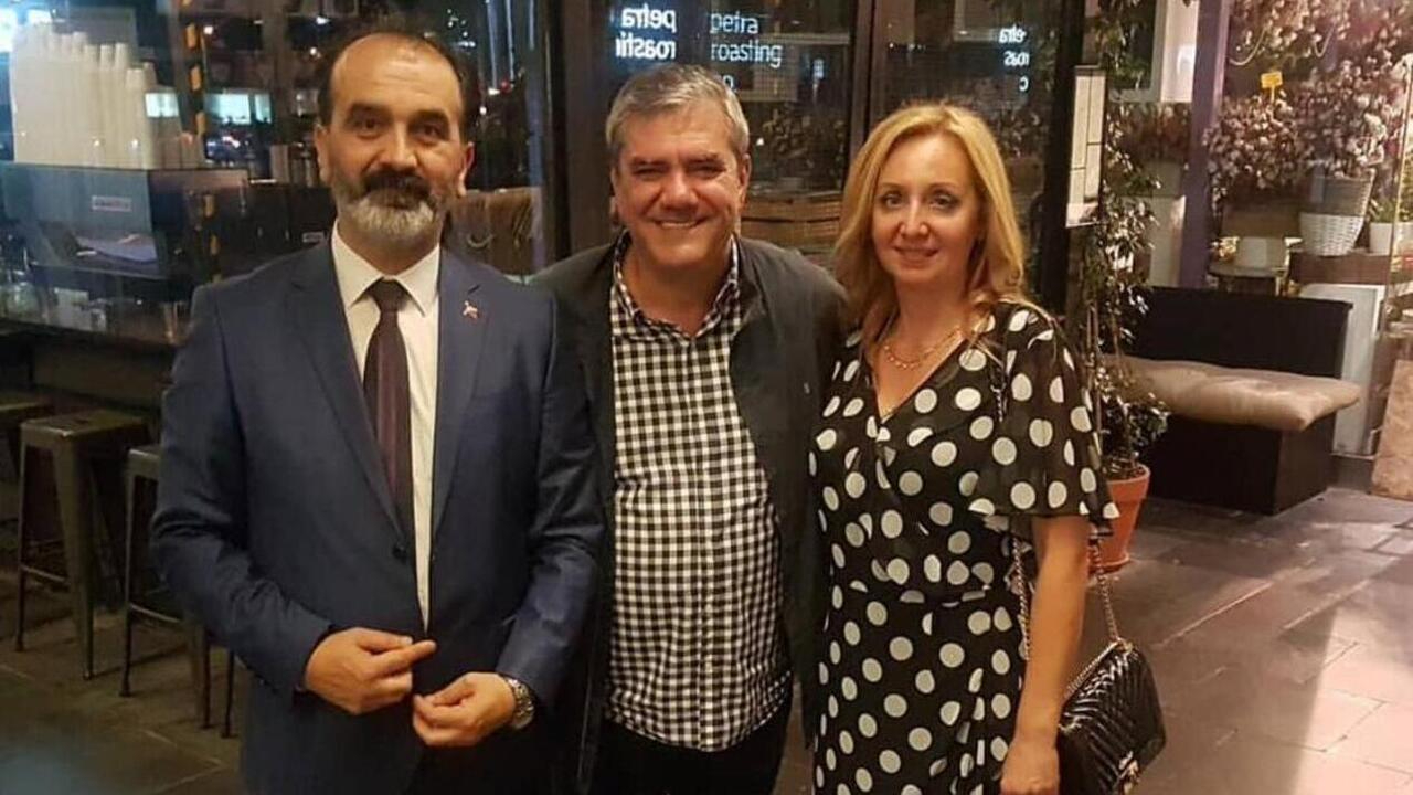 Yılmaz Özdil Yenidoğan Çetesi'yle: Unuttuğu o fotoğrafı ortaya çıktı!