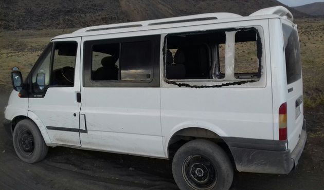Ağrı'da teröristler minibüse ateş açtı: 3 ölü, 2 yaralı...