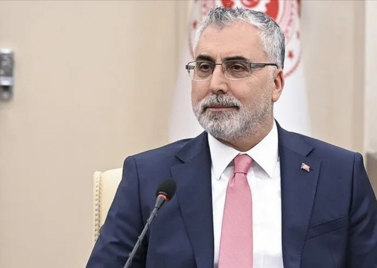 Bakan Işıkhan'dan asgari ücret açıklaması: Yaşam standartları yükselecek