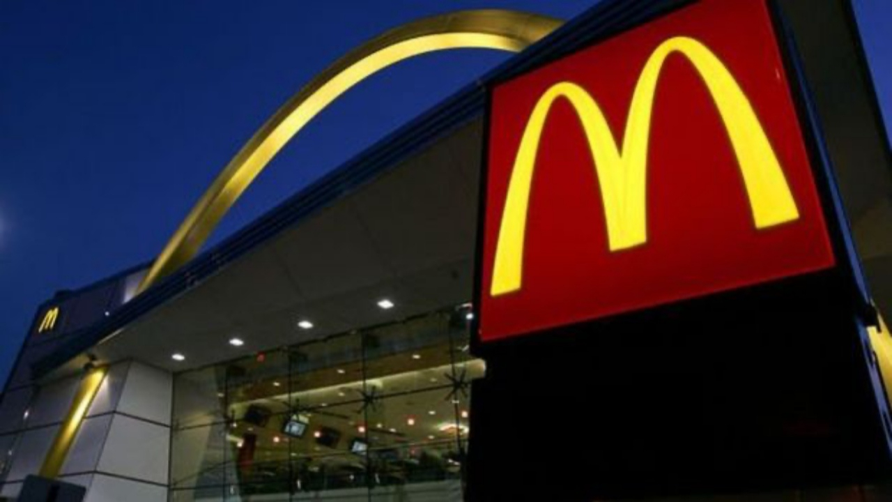 McDonald's'ın hisselerinde sert düşüş! Ürünlerinde koli basili bakterisi tespit edilmişti