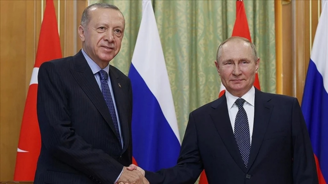 Cumhurbaşkanı Erdoğan Rusya Devlet Başkanı Vladimir Putin ile Türkiye'de kurulması planlanan doğalgaz merkezi projesini görüşecek