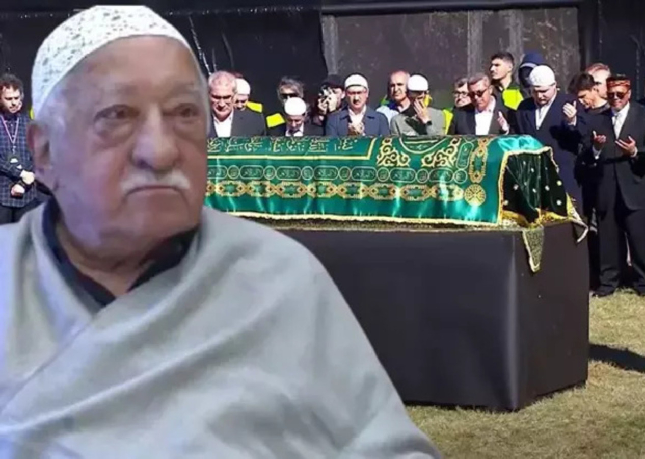 Teröristbaşı Fethullah Gülen'e stadyumda ayin: Tekbir yerine İncil'den pasajlar!