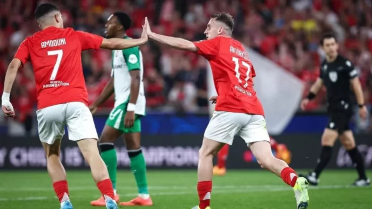 Kerem Aktürkoğlu yine alev aldı, hat-trick yaptı!