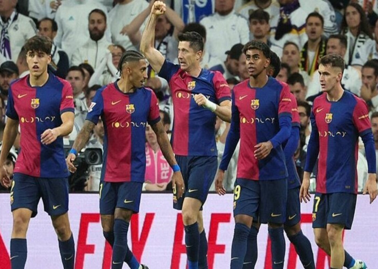 Lewandowski şov yaptı, Barcelona El Clasico'yı farklı aldı! Real Madrid 0 - 4 Barcelona | Maçın özeti