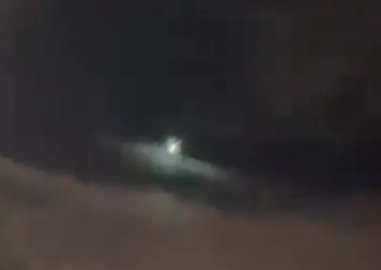 Adana ve çevre illerde görüldü: Dev meteor böyle düştü!
