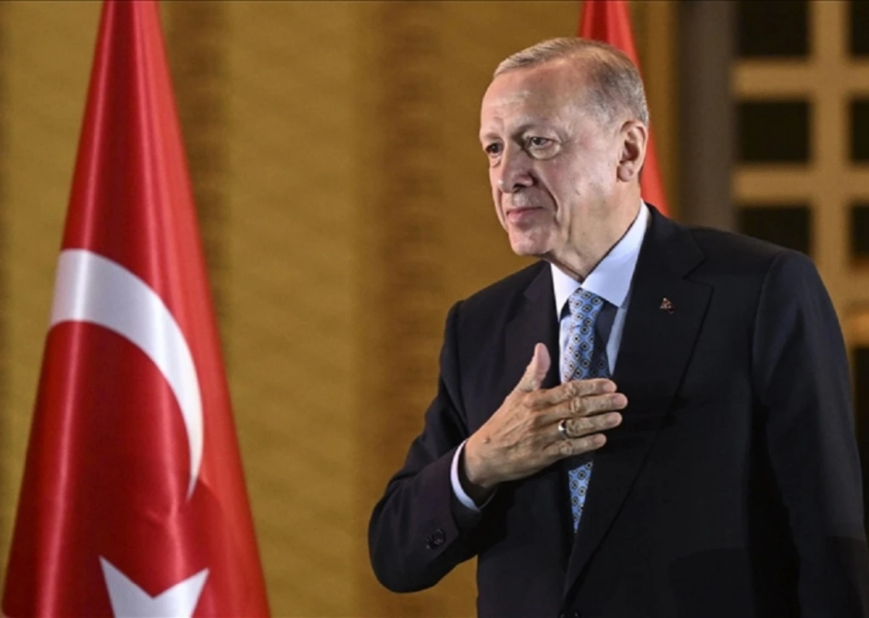 Cumhurbaşkanı Erdoğan'dan Cumhuriyet Bayramı mesajı: Her ne yapıyorsak güçlü Türkiye ülküsünü yüceltmek için yapıyoruz!