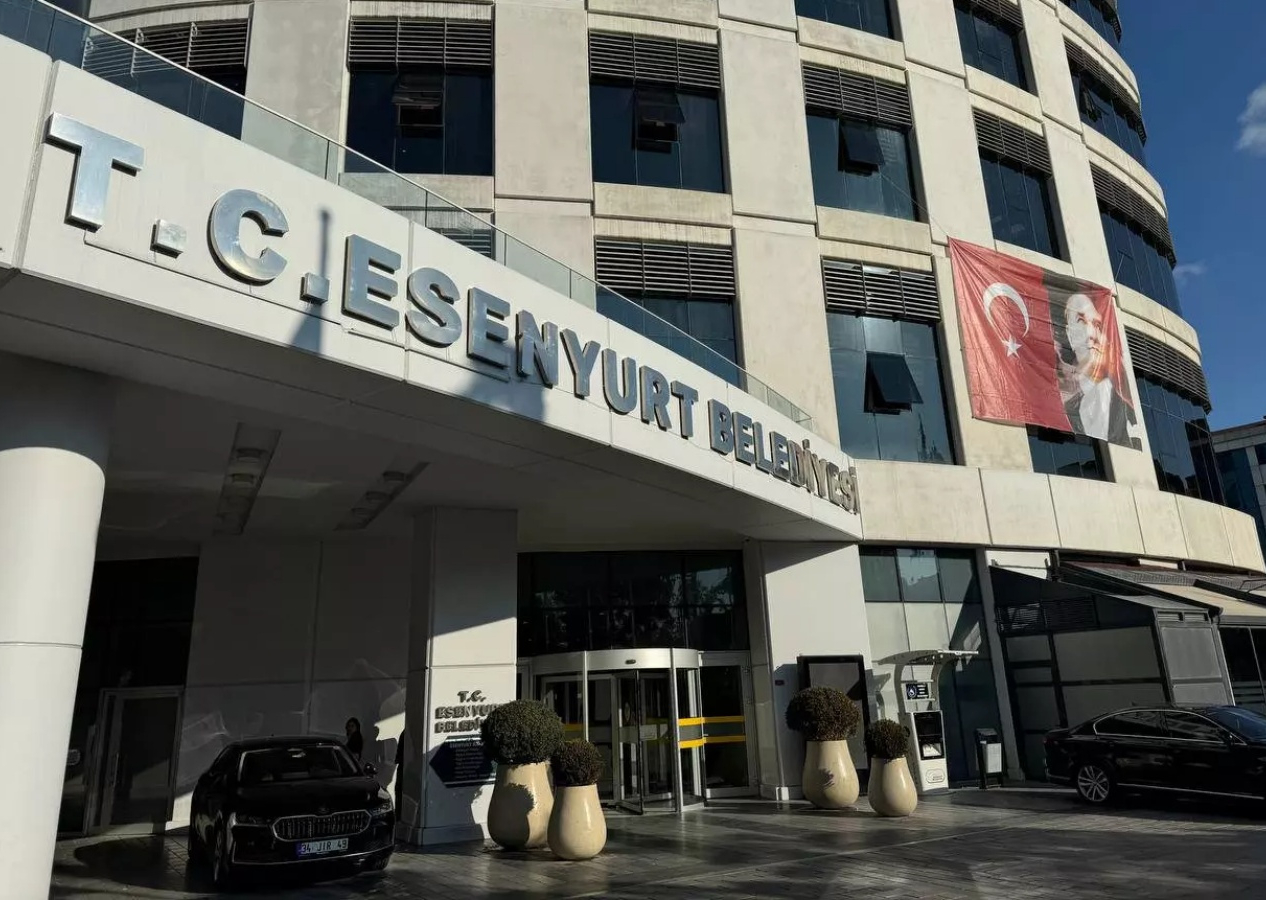 Esenyurt Belediyesi'ne kayyum atandı! İstanbul Vali Yardımcısı Can Aksoy göreve getirildi...