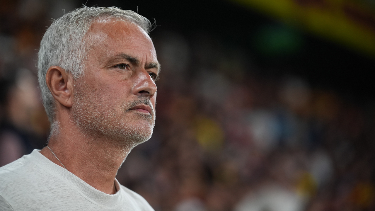 Jose Mourinho'dan geleceğiyle ilgili açıklama! Premier Lig'i hedef göstererek asla gitmeyeceği takımları açıkladı