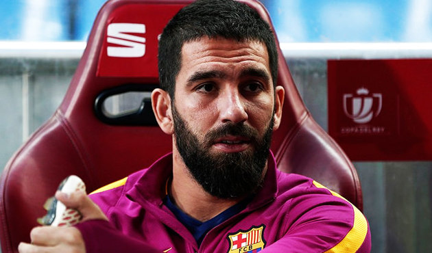 Arda Turan'a bir şok da Barcelona'dan!
