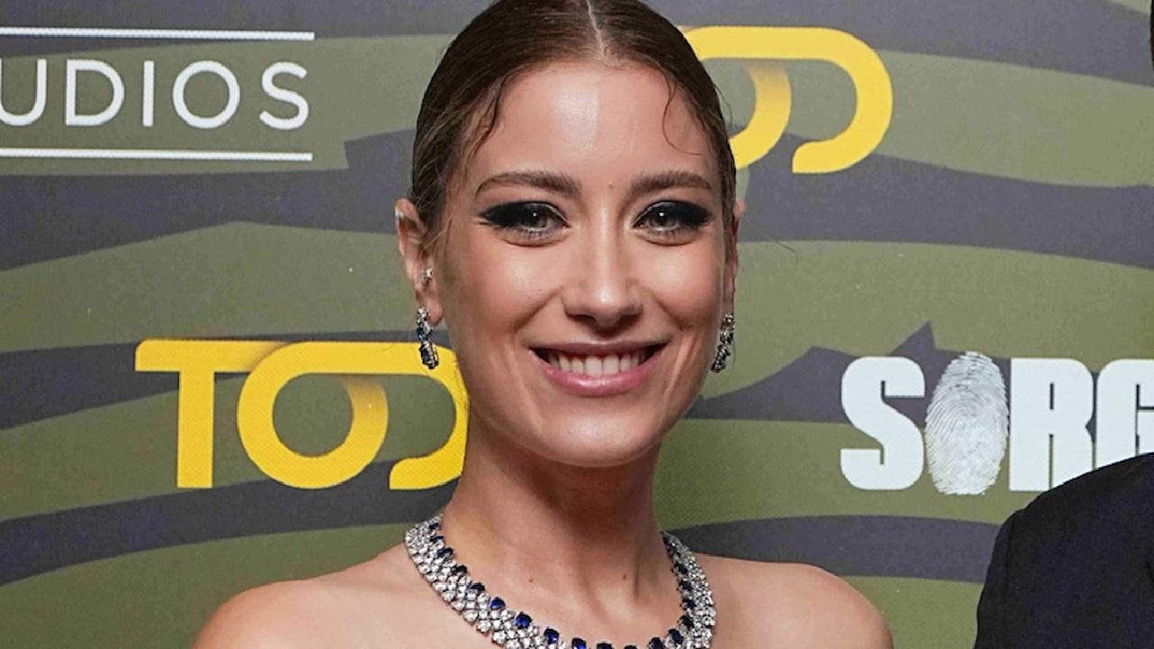 Ünlü oyuncu Hazal Kaya verdiği kilolar ile gündem oldu! "Sağlığımı korumak için"