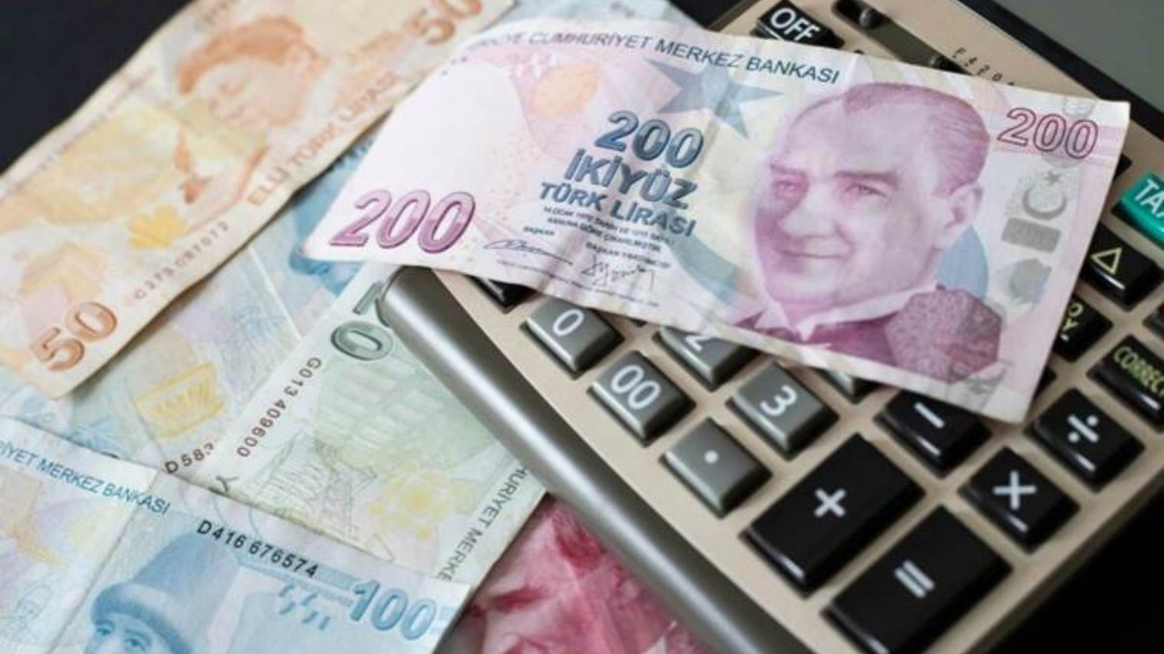Asgari ücretle fark açılıyor! TÜRK-İŞ ekim ayı açlık sınırını açıkladı