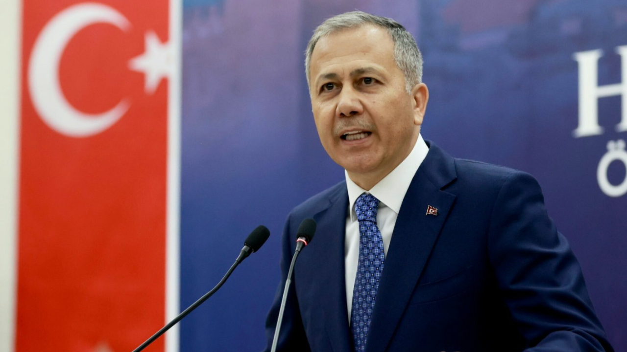 Ali Yerlikaya'dan bayram dönüşü öncesi vatandaşa uyarı: "Hiçbir yavrumuz öksüz ve yetim kalmasın"
