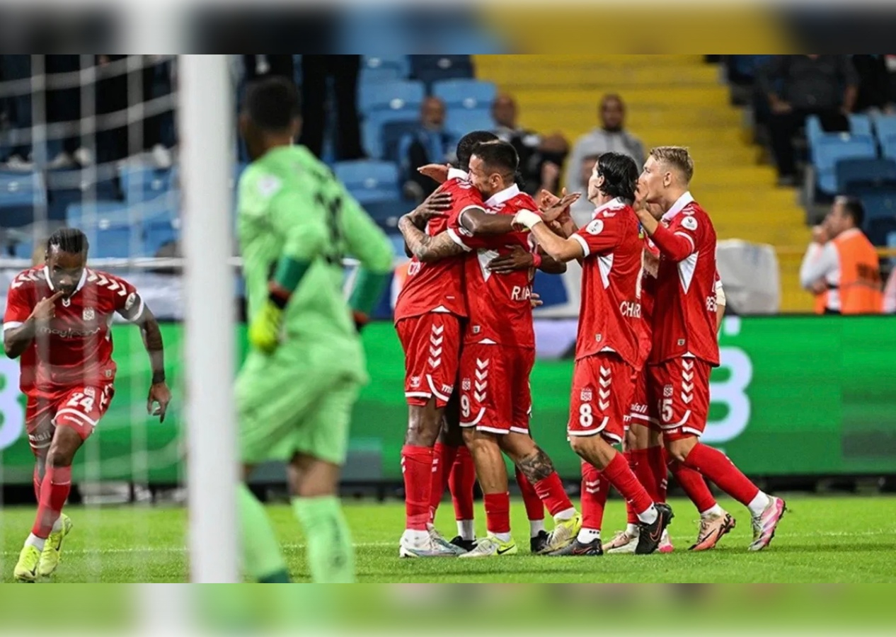 Sivasspor Rizespor maç özeti ve goller 2-1
