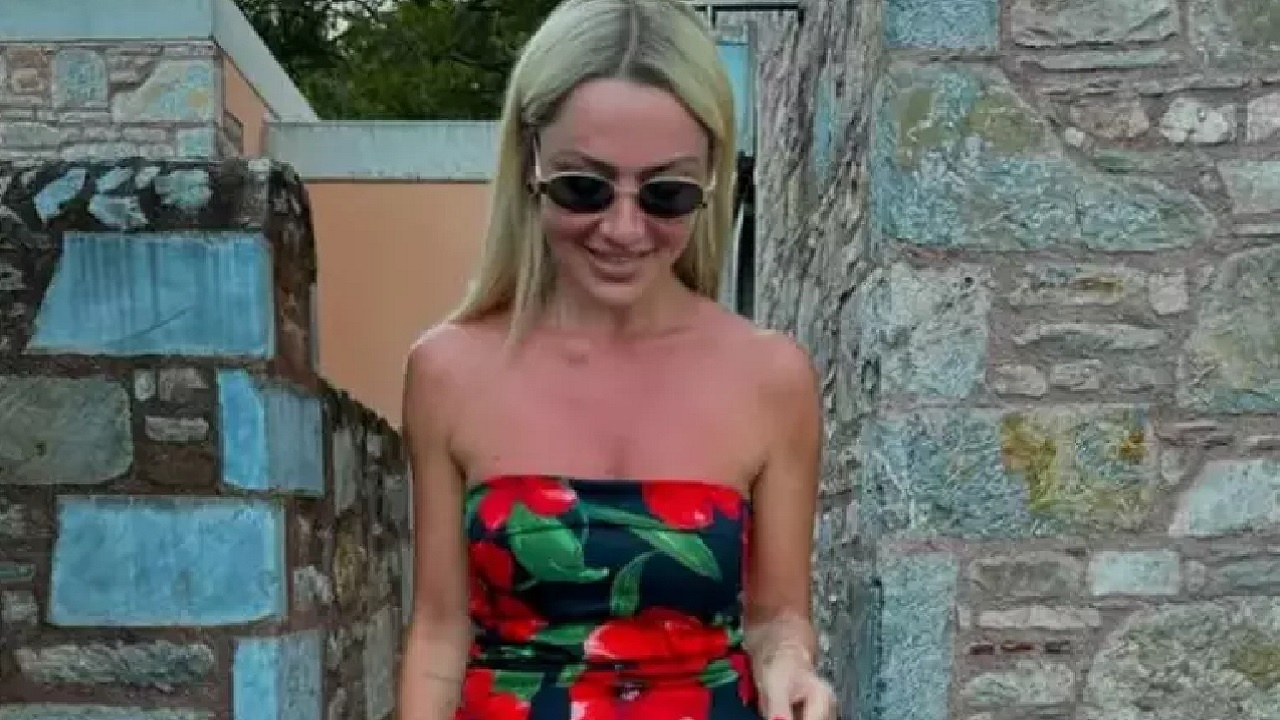 Hadise paylaştı, görenler Dilber sandı...