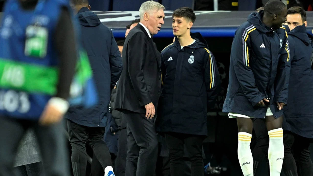 Real Madrid'de gündem Arda Güler! Carlo Ancelotti Milli futbolcumuzla özel görüşme yaptı