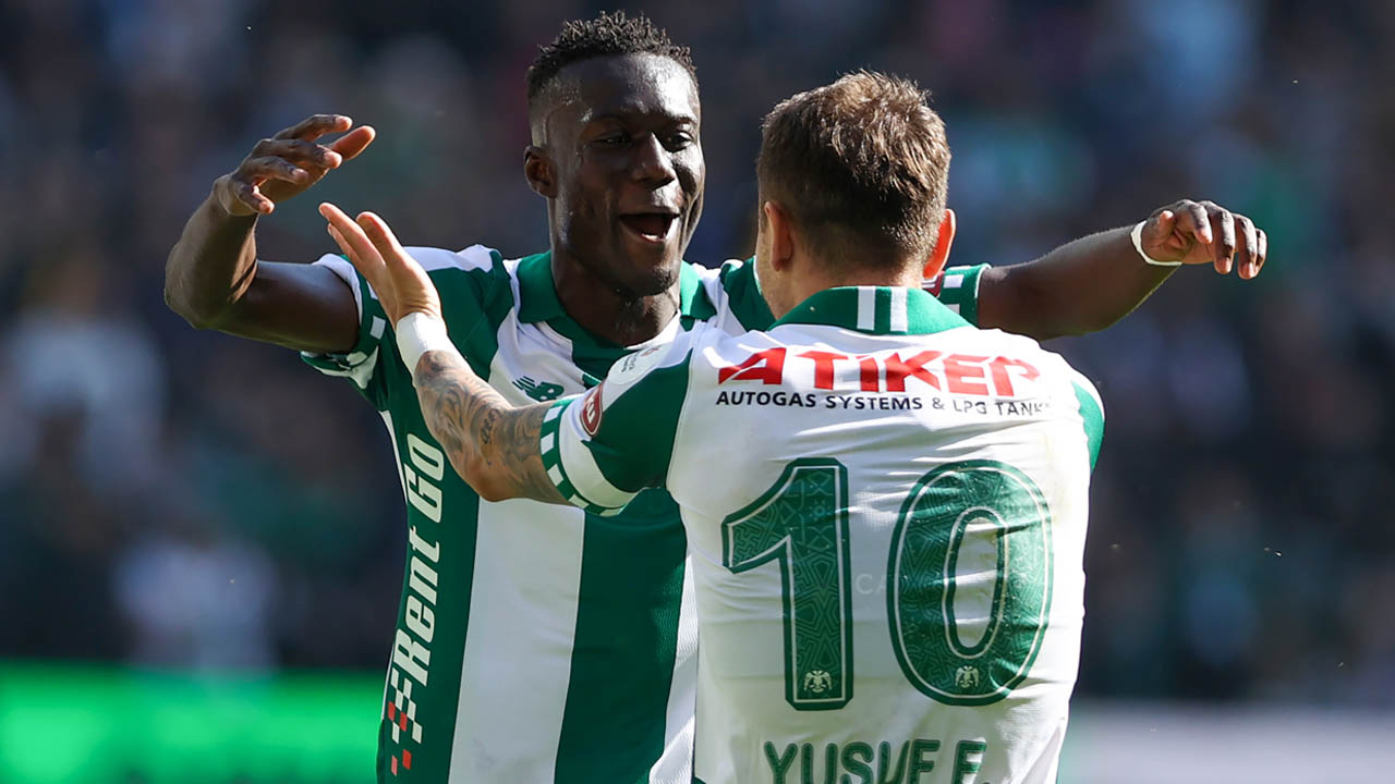 Ndao hat-trick yaptı, Recep Uçar Konyaspor kariyerine galibiyetle başladı! Başakşehir'in yüzü gülmüyor