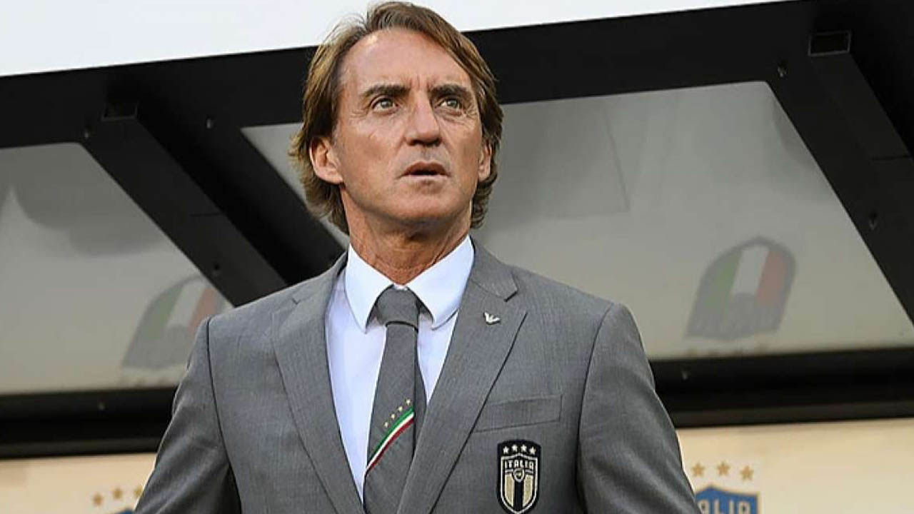 Adalı görüştü sorun çözüldü... Beşiktaş'ın yeni hocası İtalyan Mancini
