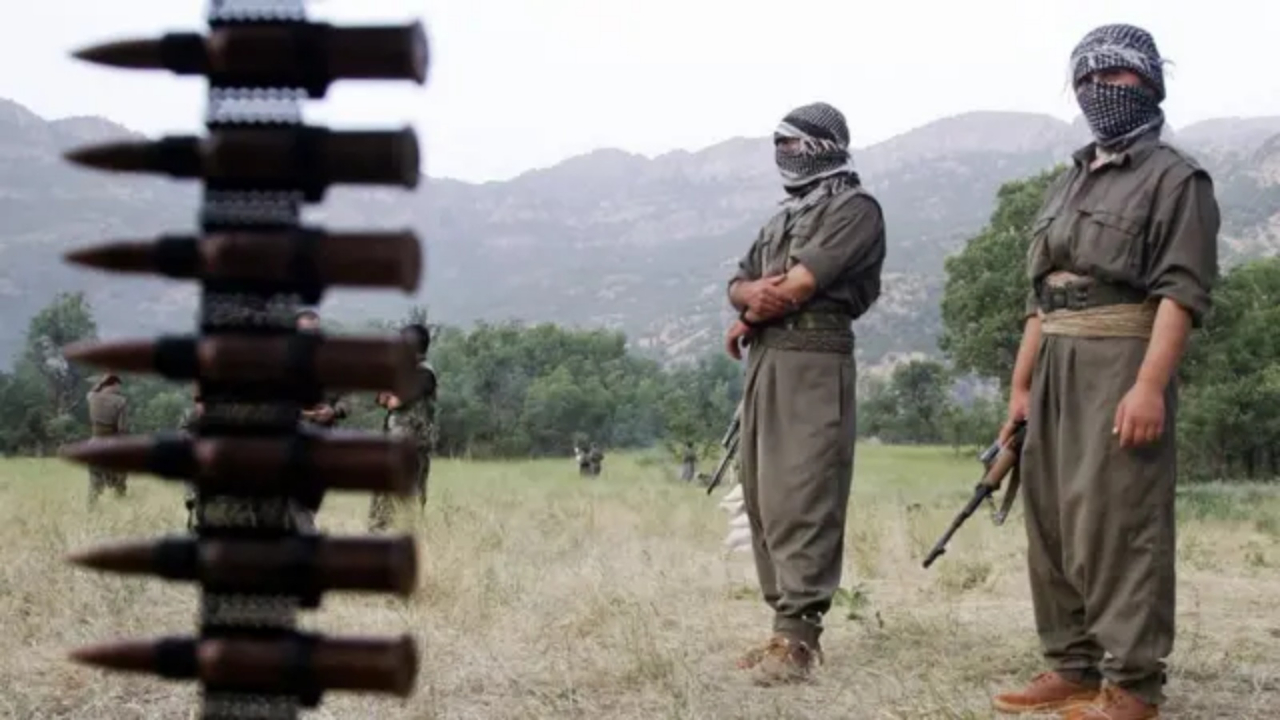 Küçücük çocuklar silahlandırılıyor! PKK/KCK'ya destek veren Avrupa tedirgin olmaya başladı!