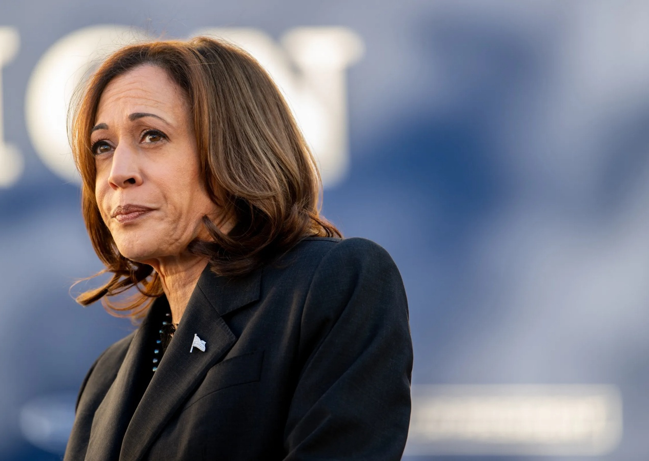 Dünyanın gözü kulağı ABD'de! Kamala Harris'in ekibinden seçimlerle ilgili ilk açıklama geldi!